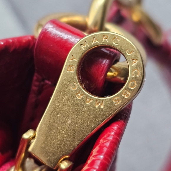 Marc Jacobs Red Patent Leather Two Way Too Hot To Handle Bag - Picture 13 of 14